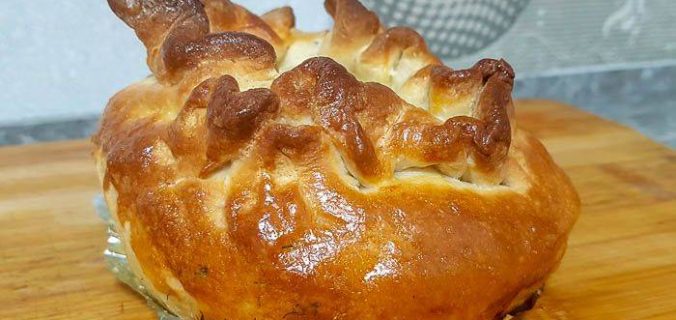 Печеня з м’ясним фаршем у тісті