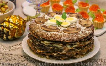 Печінковий торт із грибами