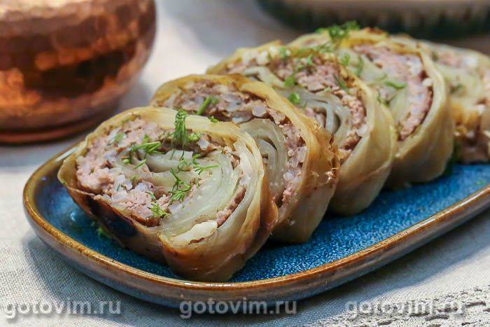Рулет із капусти з фаршем і рисом (у пакеті для запікання)