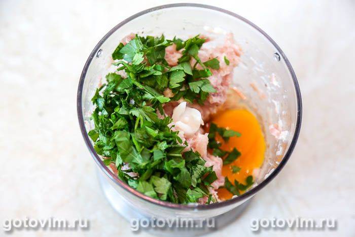 Рулетики з кабачків з курячою котлетою, Крок 04