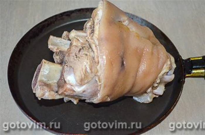 Свиняча рулька в пиві, запечена в духовці, Крок 03