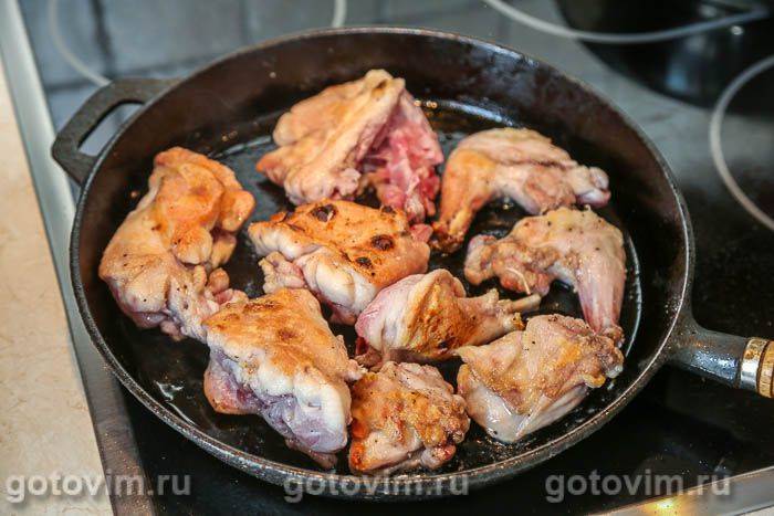 Тушкований кролик у сметані з овочами, Крок 04