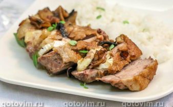Качині грудки з грибами та сиром