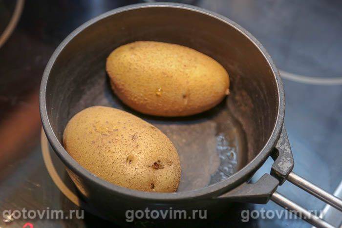 Картопляна запіканка з куркою, грибним соусом і сиром, Крок 01