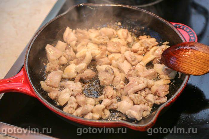 Фотографії рецепта Картопляна запіканка з куркою, грибним соусом і сиром, 04 Картопляна запіканка з куркою, грибним соусом і сиром, Крок 04