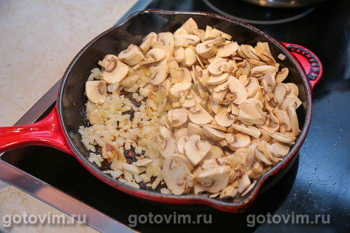 Фотографії рецепта Картопляна запіканка з куркою, грибним соусом і сиром, 06 Картопляна запіканка з куркою, грибним соусом і сиром, Крок 06