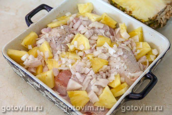Фотографії рецепта Курячі стегна з ананасами в медово-соєвому соусі, 04 Курячі стегна з ананасами в медово-соєвому соусі, Крок 04