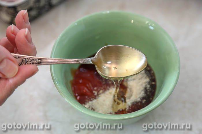 Фотографії рецепта Курячі стегна з ананасами в медово-соєвому соусі, 05 Курячі стегна з ананасами в медово-соєвому соусі, Крок 05